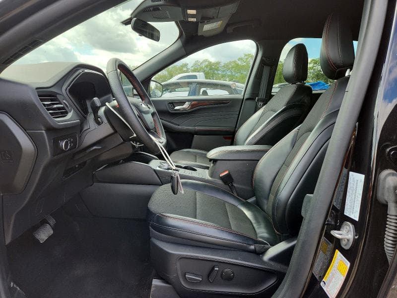 2025 FORD ESCAPE ST LINE 7