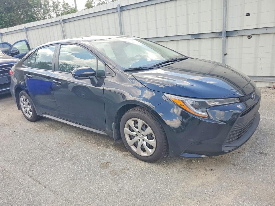2026 TOYOTA COROLLA LE 4