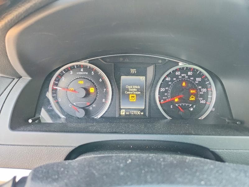 2017 TOYOTA CAMRY SE 9