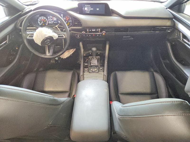 2021 MAZDA 3 8