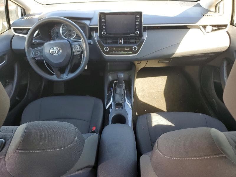 2021 TOYOTA COROLLA LE 8