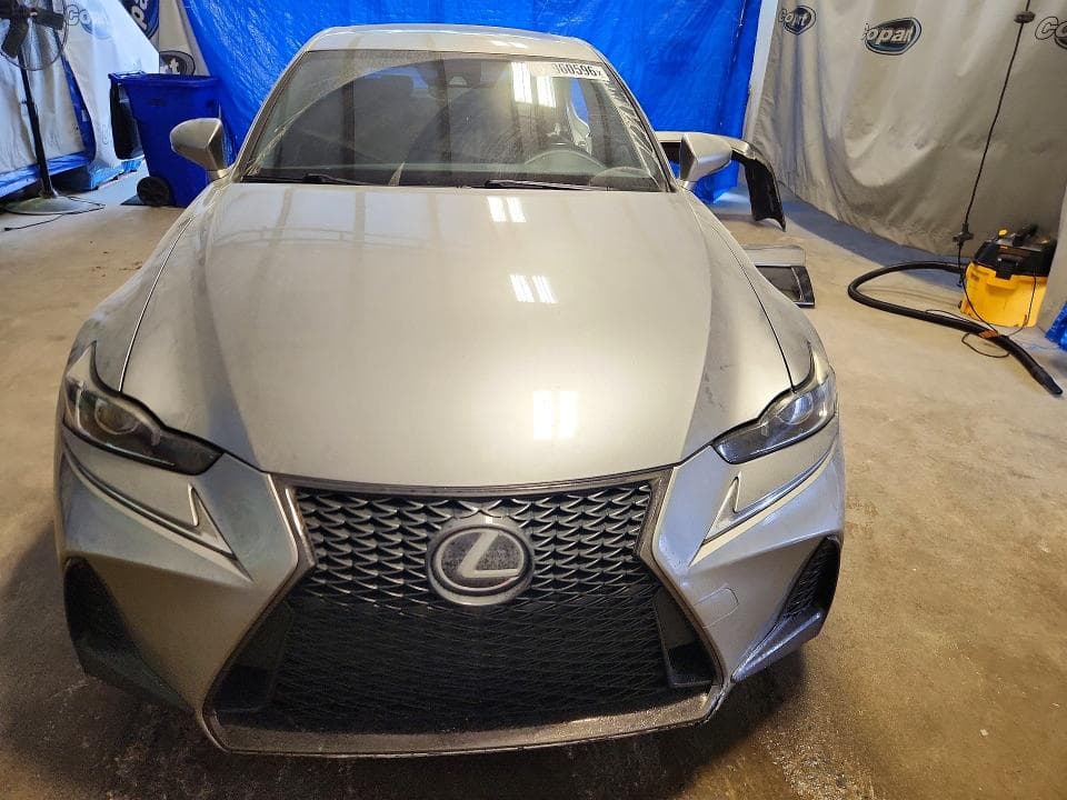 2017 LEXUS IS 200T 5