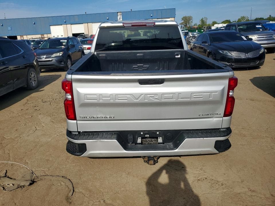 2020 CHEVROLET SILVERADO K1500 CUSTOM 6
