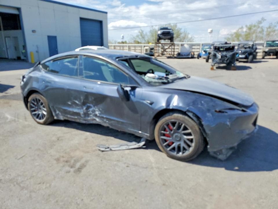 2025 TESLA MODEL 3 4