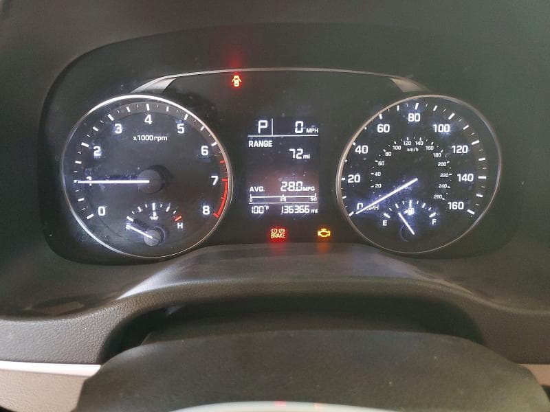 2017 HYUNDAI ELANTRA SE 9