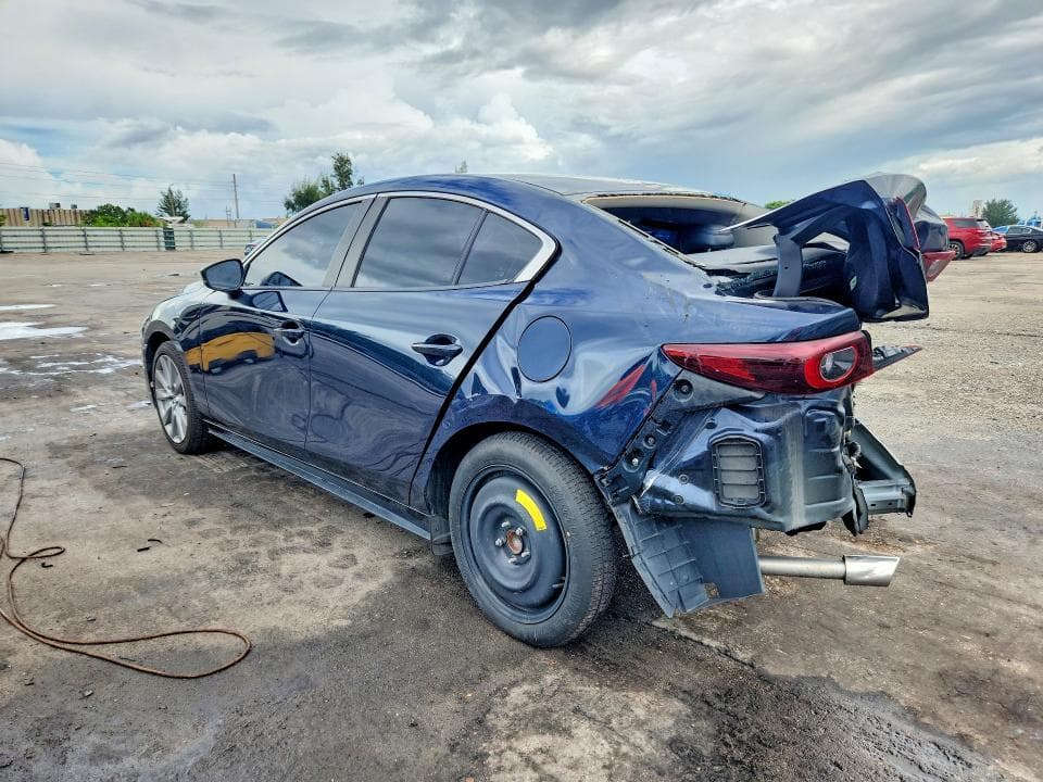 2023 MAZDA 3 SELECT 2