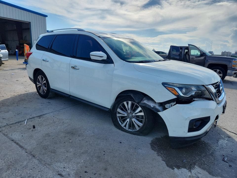 2019 NISSAN PATHFINDER SV 4