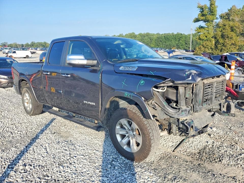 2019 RAM 1500 LARAMIE 4