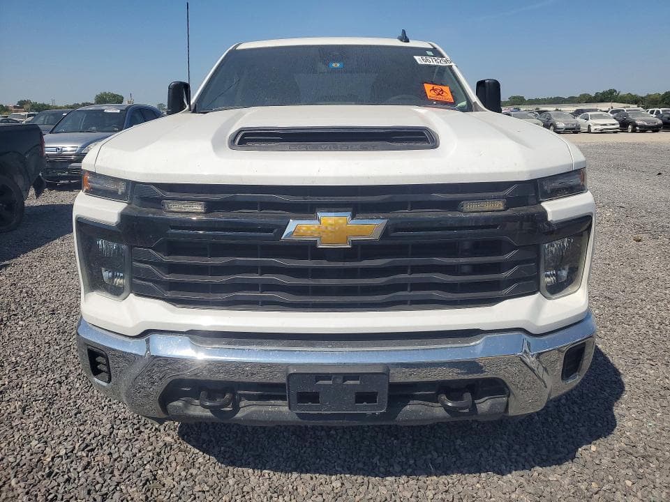 2024 CHEVROLET SILVERADO K2500 HEAVY DUTY 5