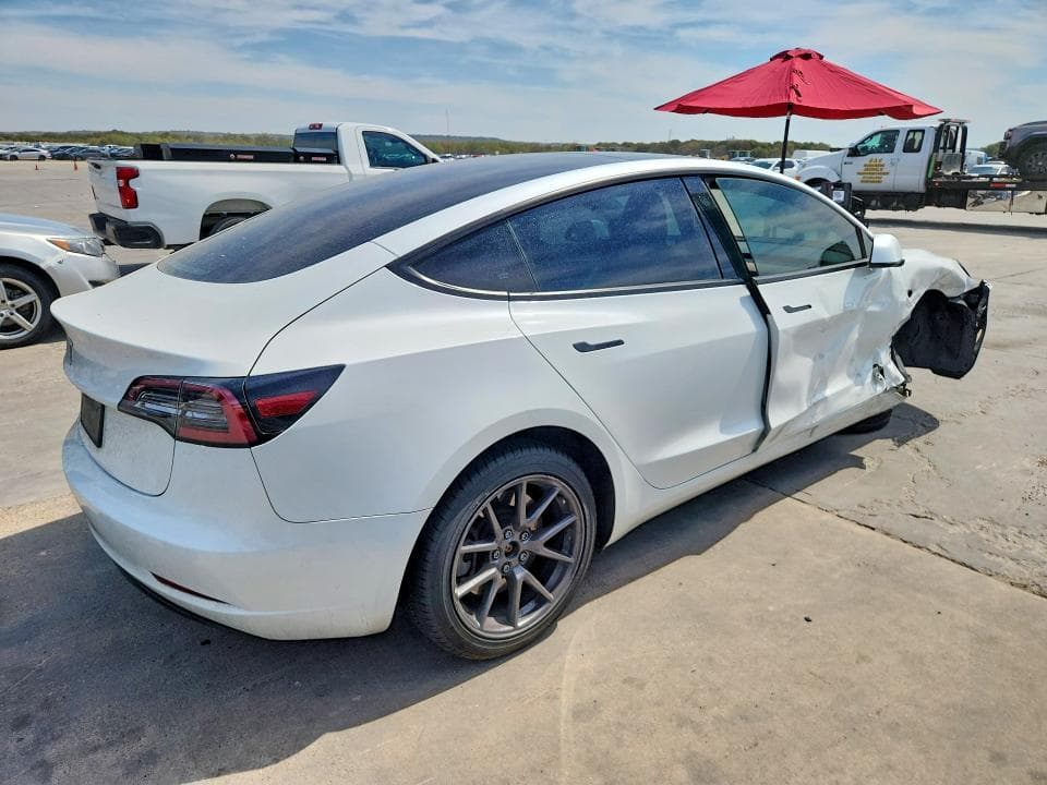 2023 TESLA MODEL 3 3
