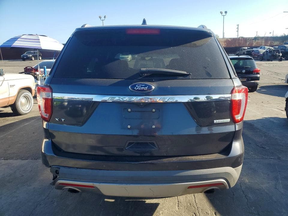 2017 FORD EXPLORER XLT 6
