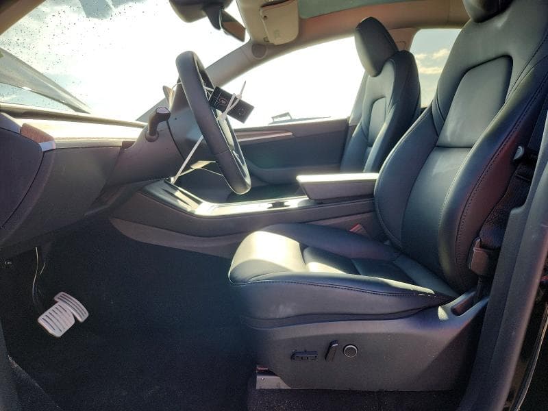 2024 TESLA MODEL Y 7