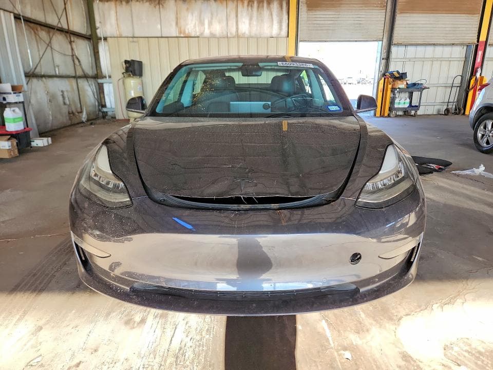 2018 TESLA MODEL 3 5