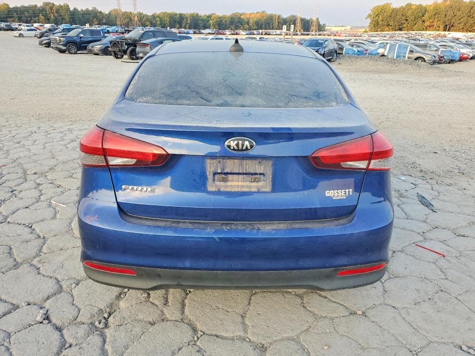 2018 KIA FORTE LX 6