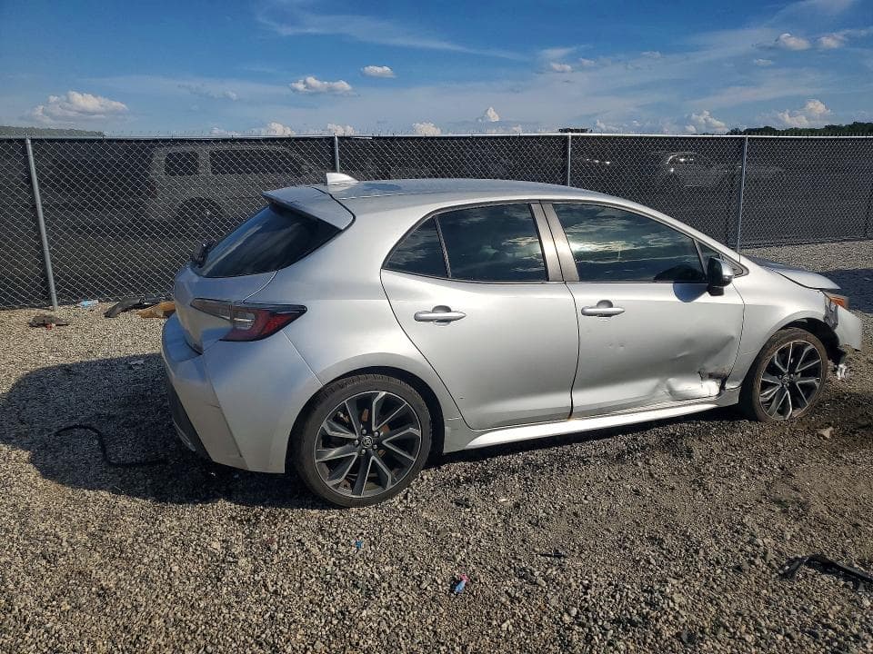 2019 TOYOTA COROLLA HATCHBACK XSE 3
