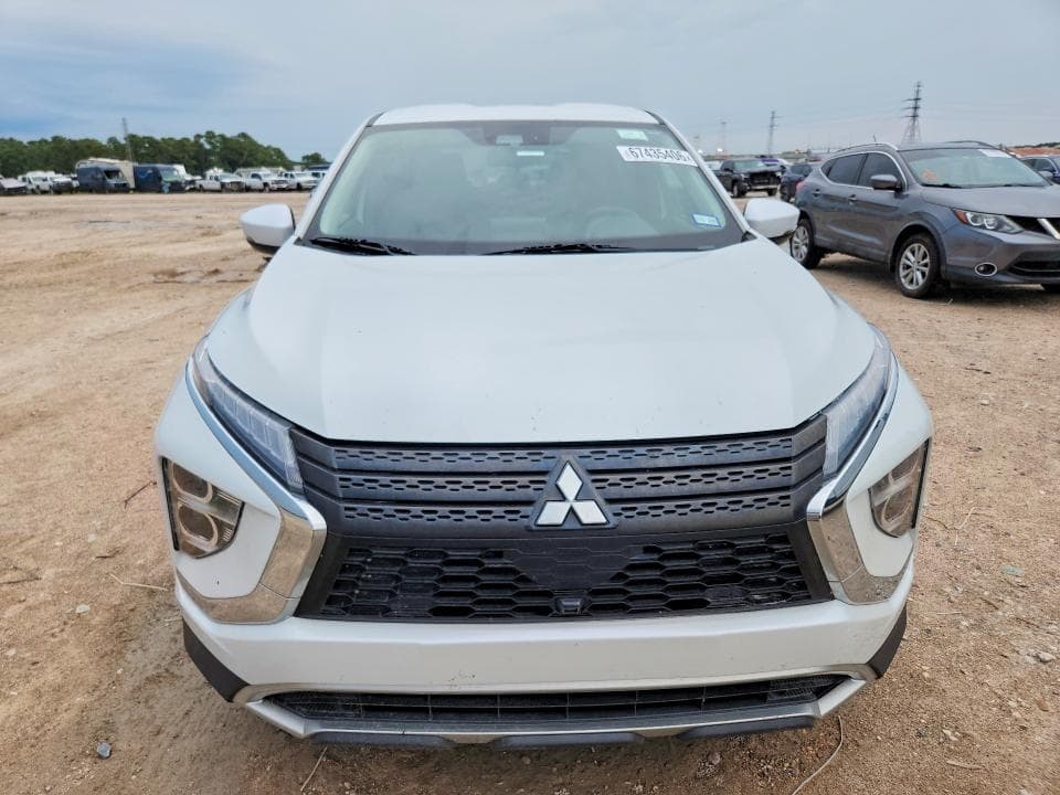 2022 MITSUBISHI ECLIPSE CROSS SE 5