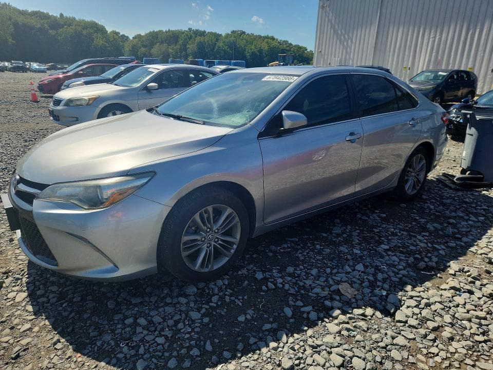 2017 TOYOTA CAMRY SE - 1