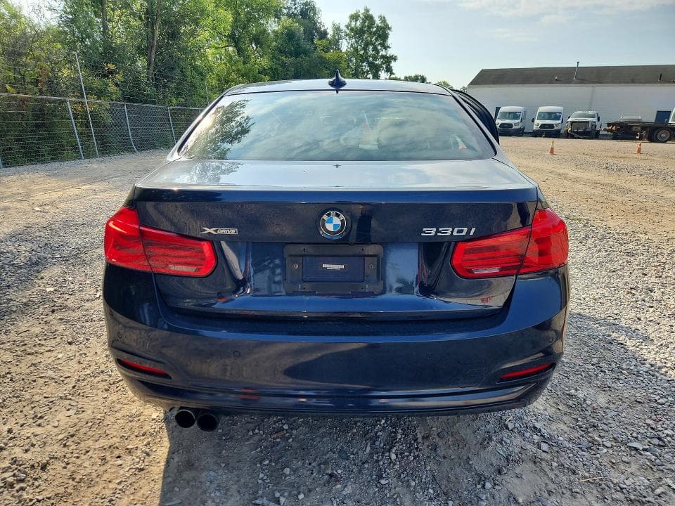 2017 BMW 330 XI 6