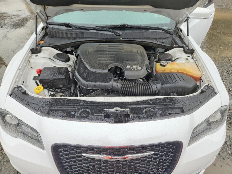 2017 CHRYSLER 300 S 11