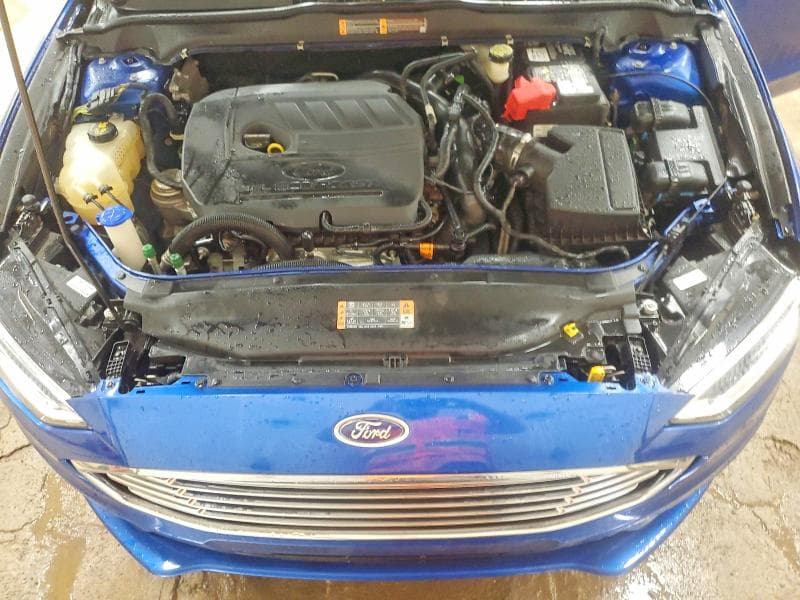 2017 FORD FUSION SE 11