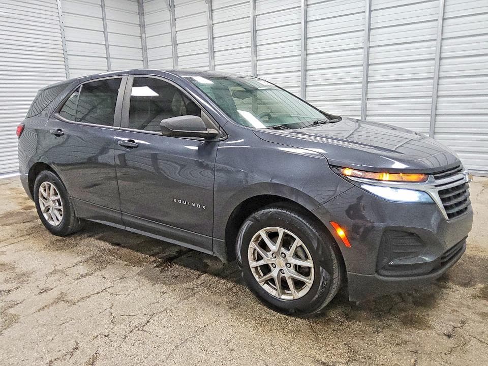 2022 CHEVROLET EQUINOX LS 4