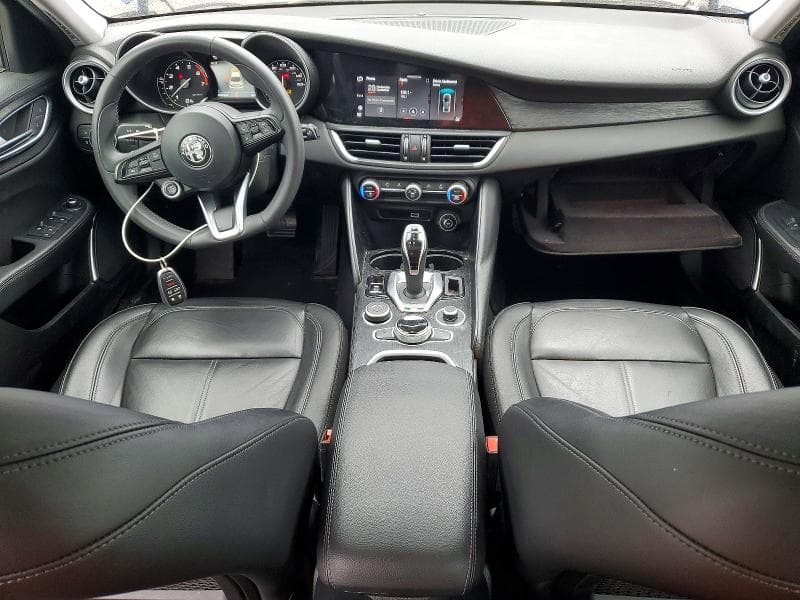2021 ALFA ROMEO GIULIA SPORT 8