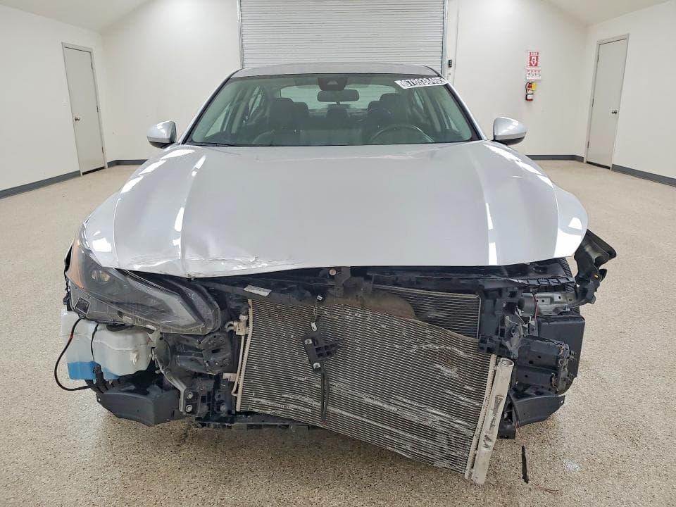 2024 NISSAN ALTIMA SV 5