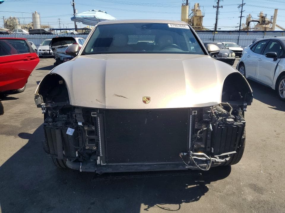 2019 PORSCHE CAYENNE 5
