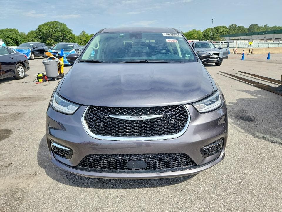 2023 CHRYSLER PACIFICA TOURING L 5