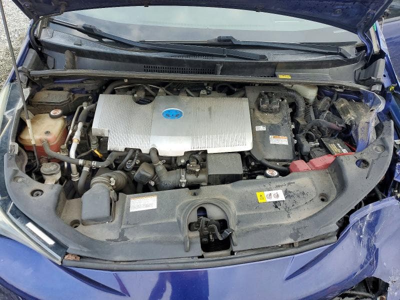 2017 TOYOTA PRIUS THREE 11