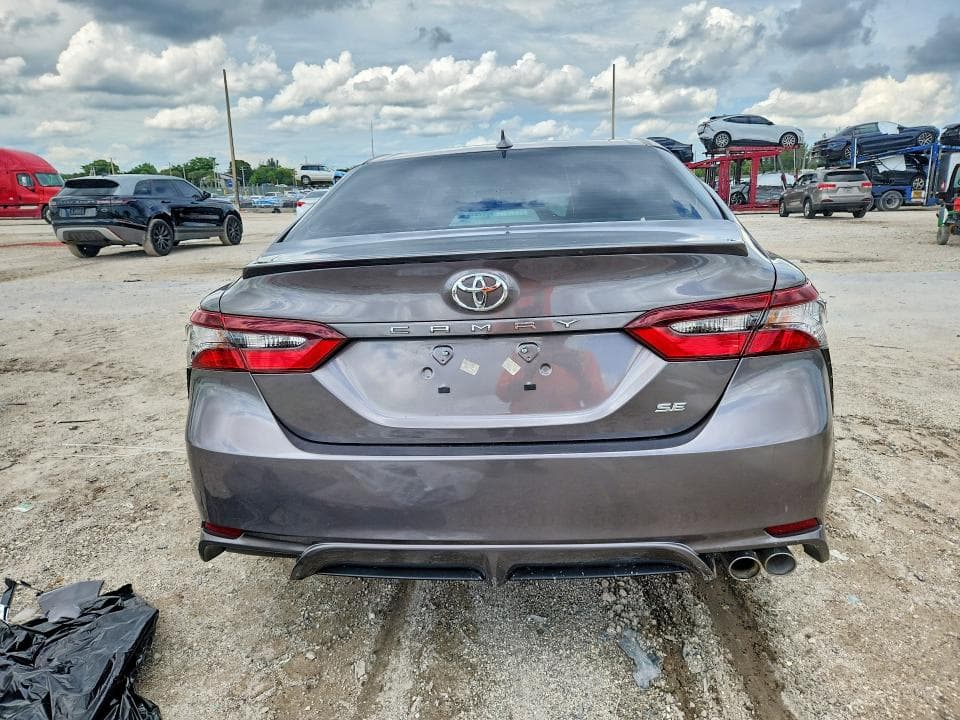 2024 TOYOTA CAMRY SE 6