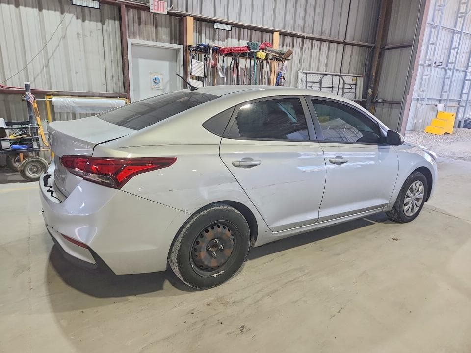 2019 HYUNDAI ACCENT SE 3