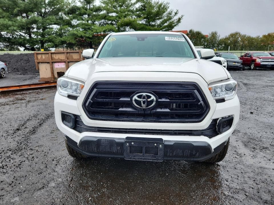 2023 TOYOTA TACOMA SR 5