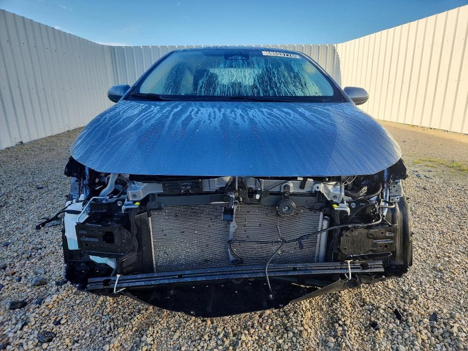 2025 TOYOTA COROLLA LE 5