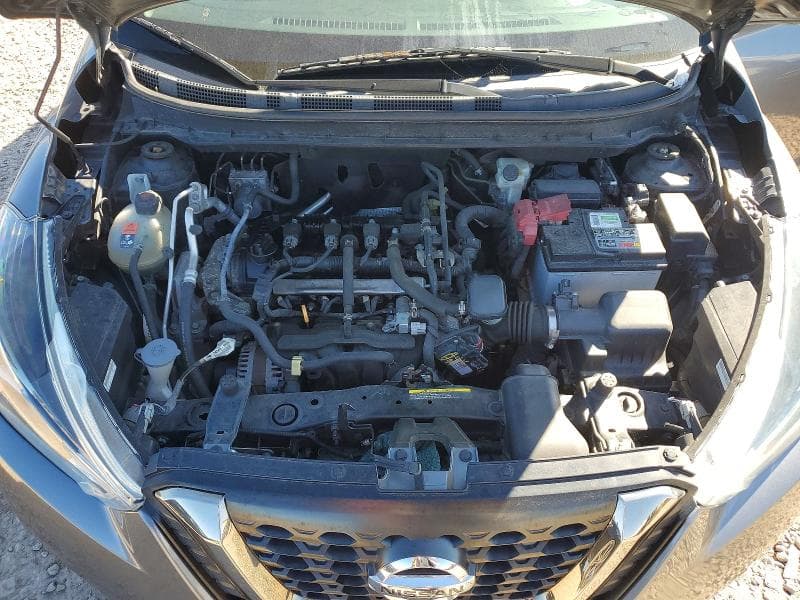 2019 NISSAN KICKS SR 12
