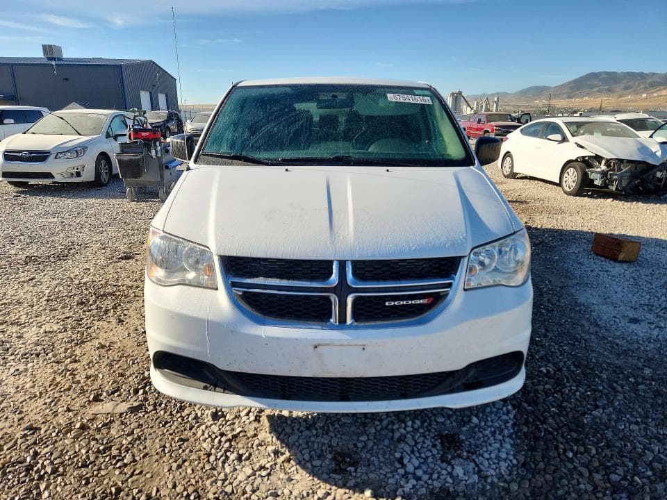 2017 DODGE GRAND CARAVAN SE 5