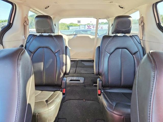 2024 CHRYSLER PACIFICA TOURING L 10
