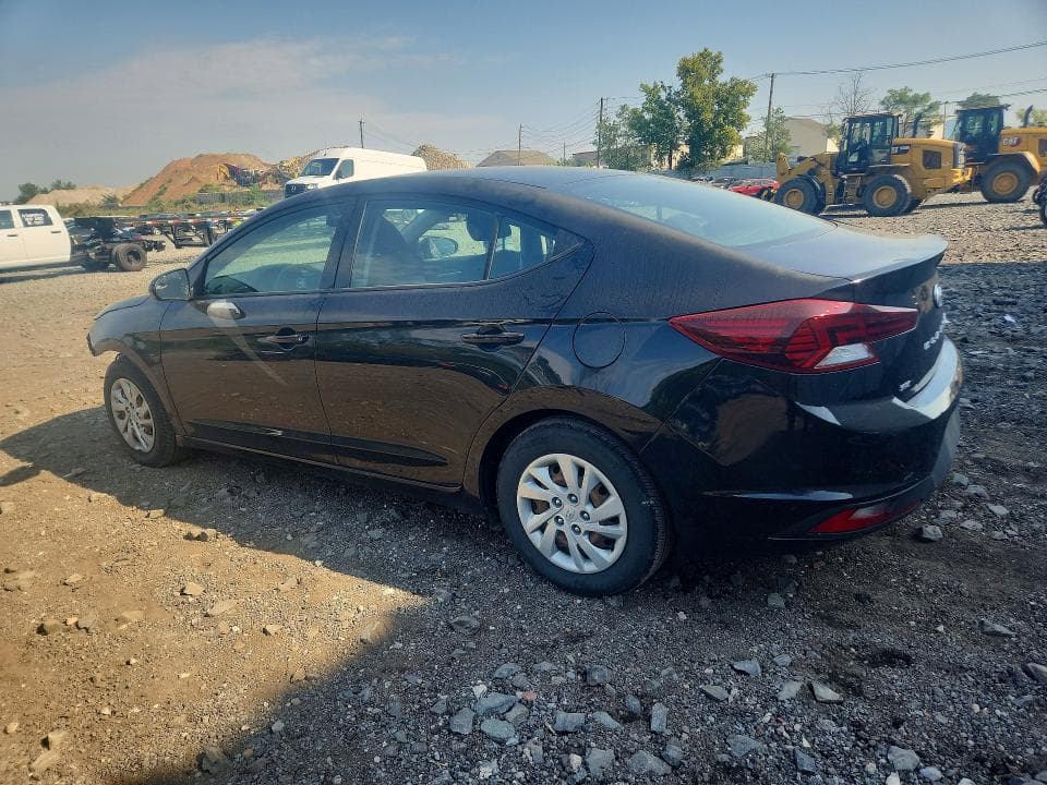 2019 HYUNDAI ELANTRA SE 2