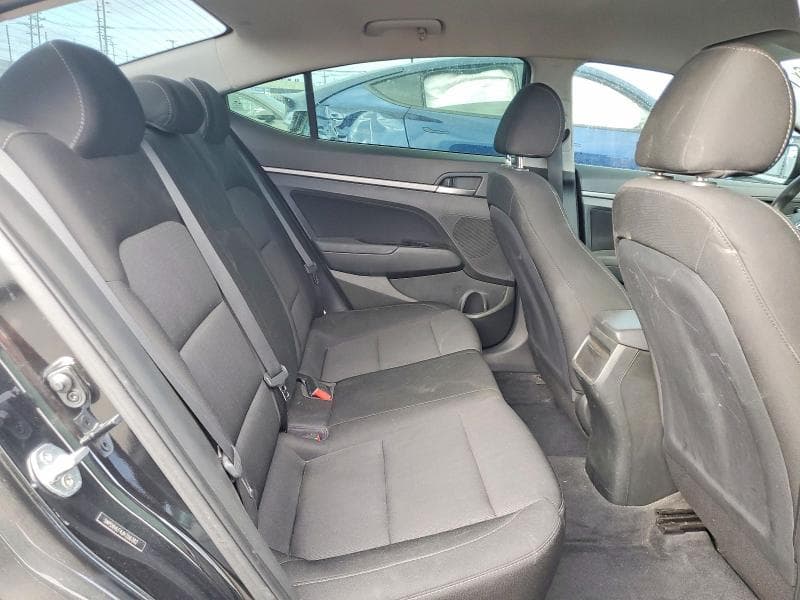 2018 HYUNDAI ELANTRA SEL 10