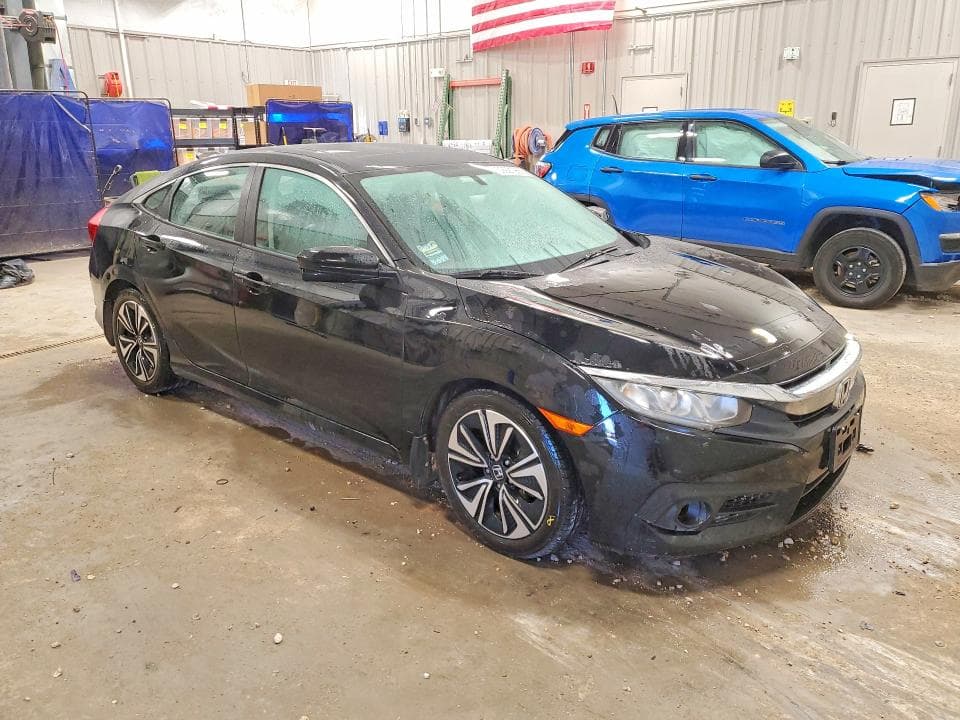 2017 HONDA CIVIC EX 4