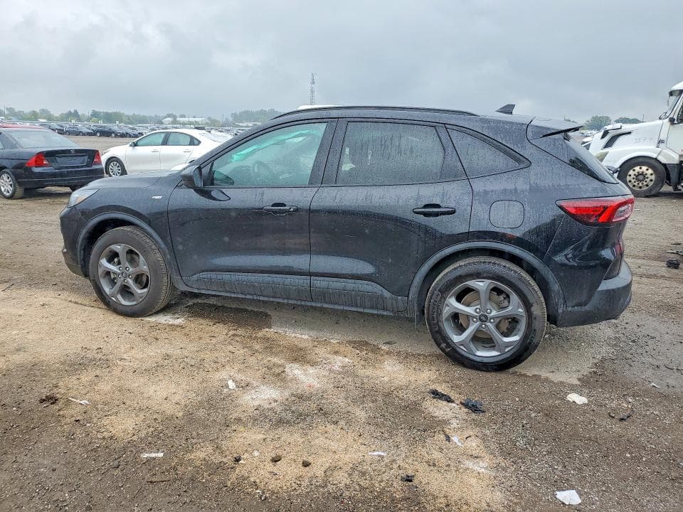 2026 FORD ESCAPE ST LINE 2
