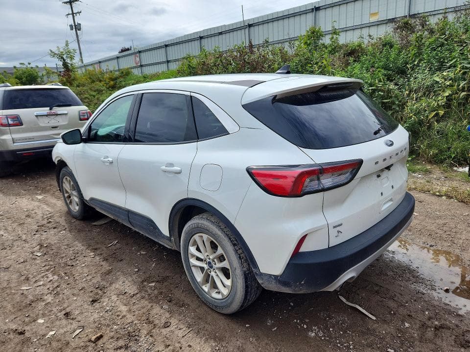 2020 FORD ESCAPE SE 2