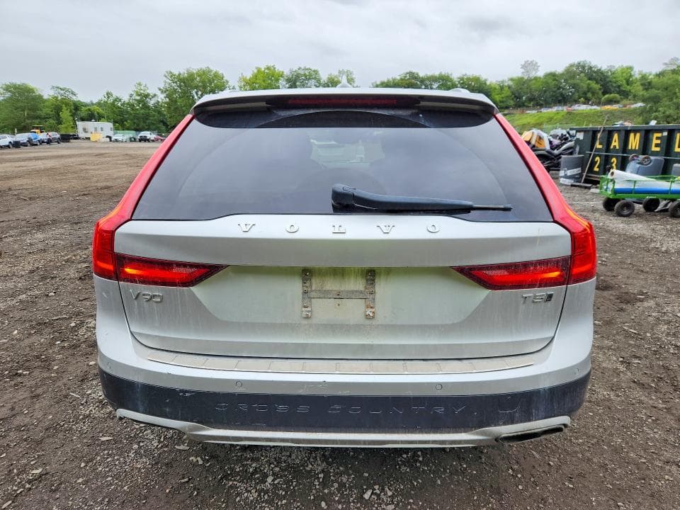 2018 VOLVO V90 CROSS COUNTRY T5 MOMENTUM 6