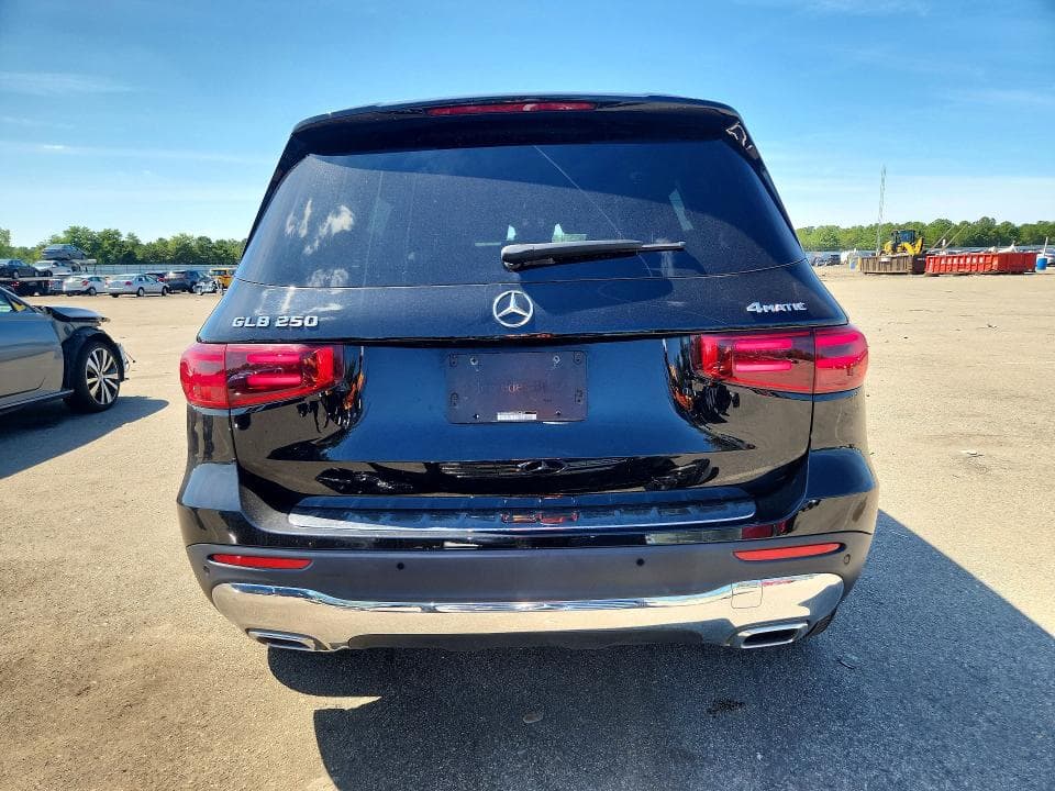 2024 MERCEDES-BENZ GLB 250 4MATIC 6
