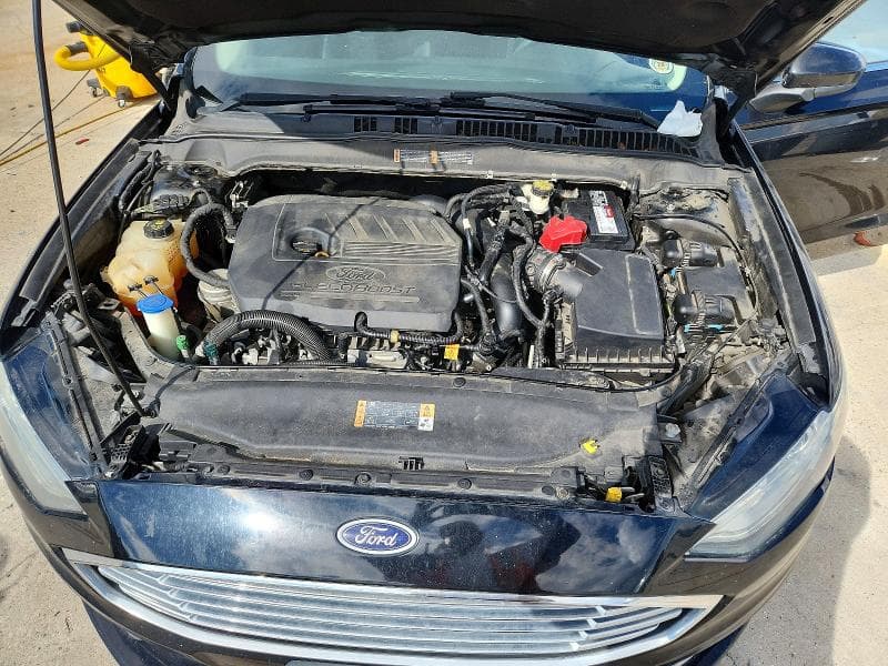 2017 FORD FUSION SE 11