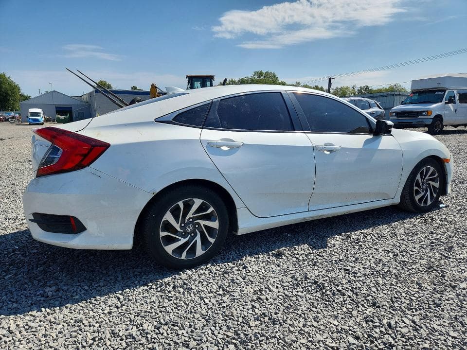 2017 HONDA CIVIC EX 3