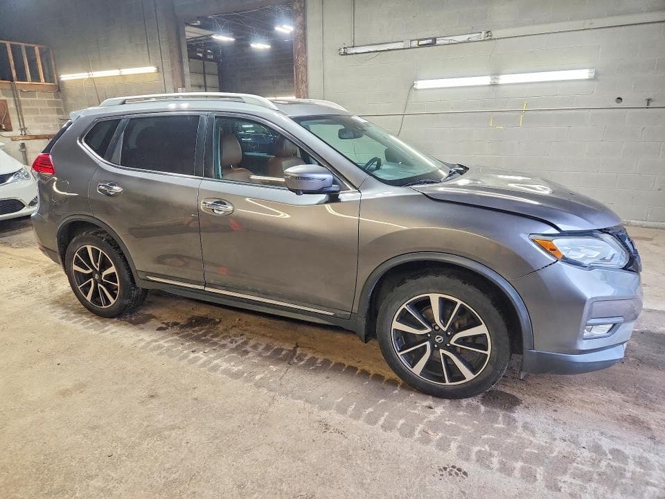 2017 NISSAN ROGUE S 4