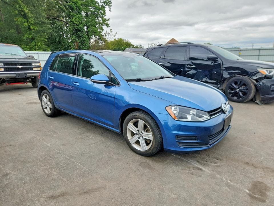 2017 VOLKSWAGEN GOLF S 4