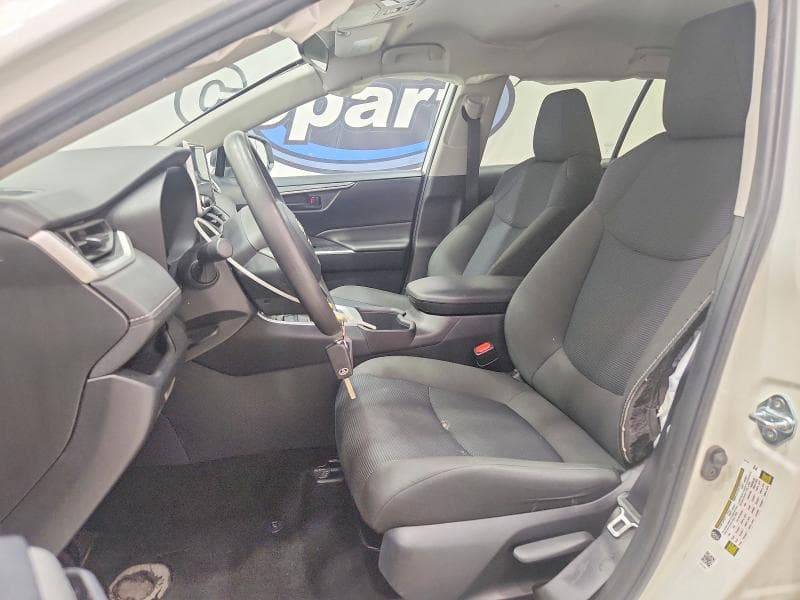 2025 TOYOTA RAV4 LE 7