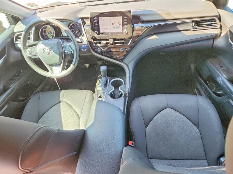 2021 TOYOTA CAMRY LE 8